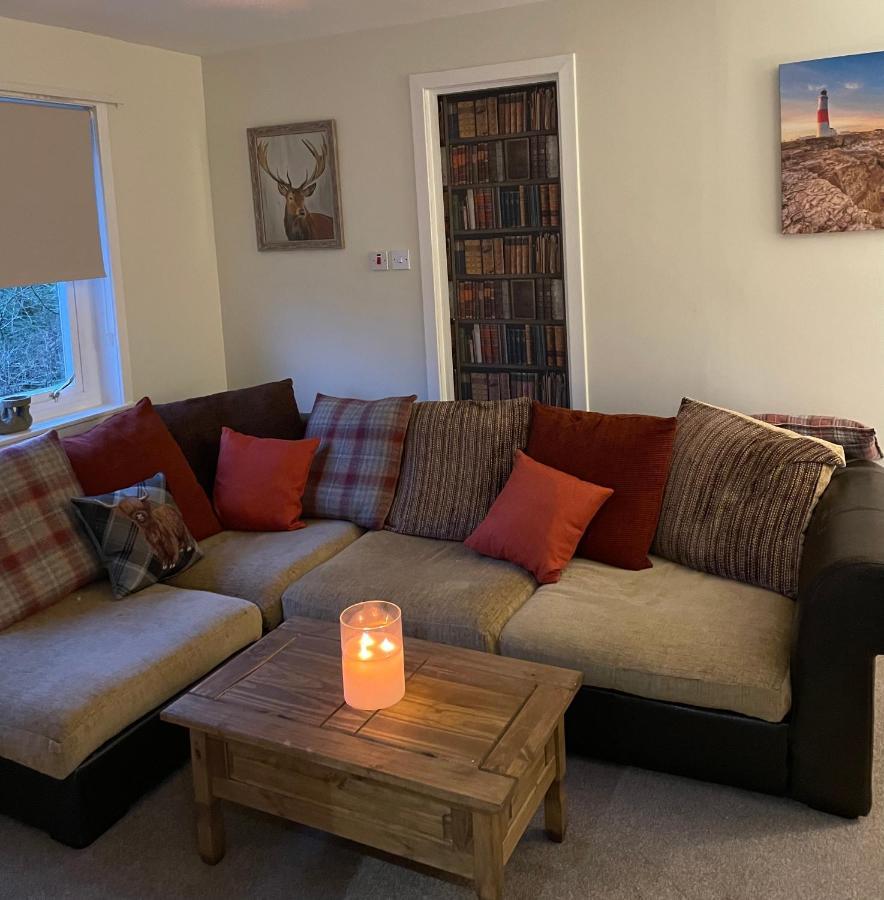 Charleston Apartment Self Catering 5 Min Drive From Town Centre Inverness Exterior foto